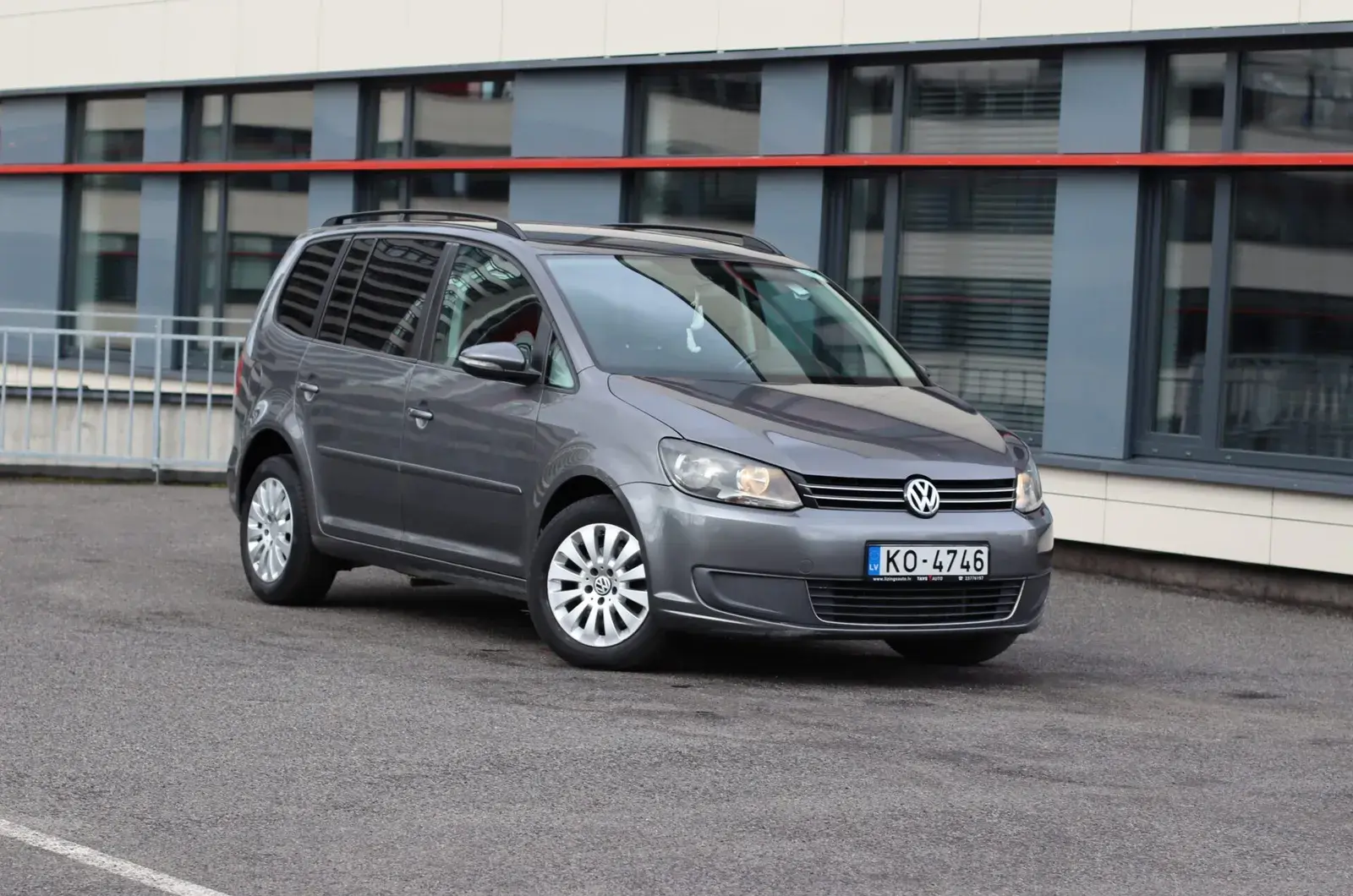 Volkswagen Touran 2011